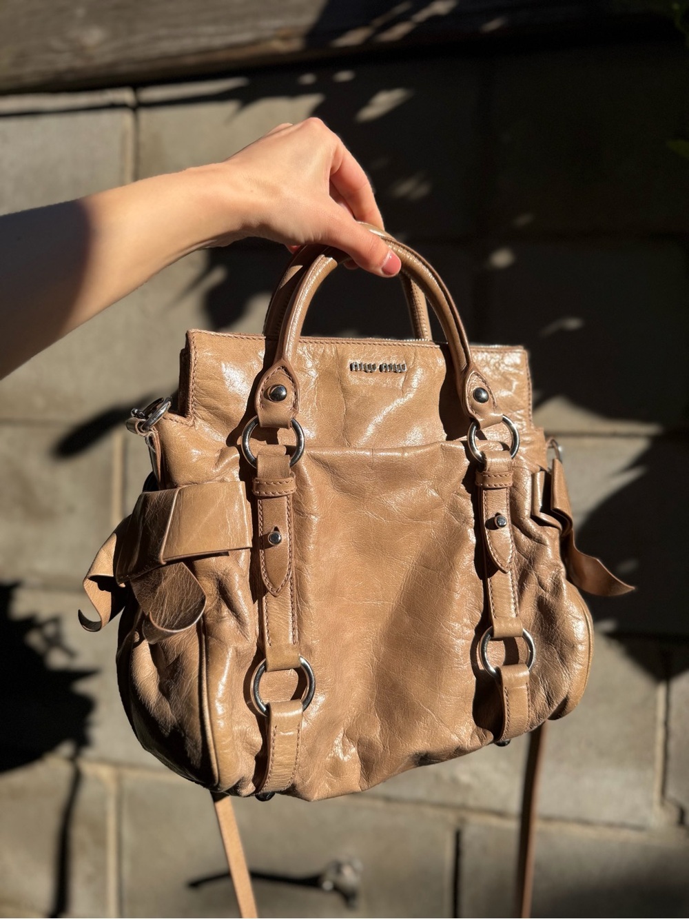 Miu Miu Vitello Lux Bow Satchel Calfskin Leather | Authentic | Beige Colour - Picture 3 of 9
